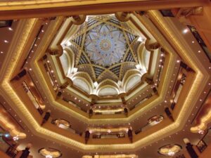 báo giá thi công trần thạch cao showroom phước hải | Stunning architectural design inside the Emirates Palace in Abu Dhabi, s